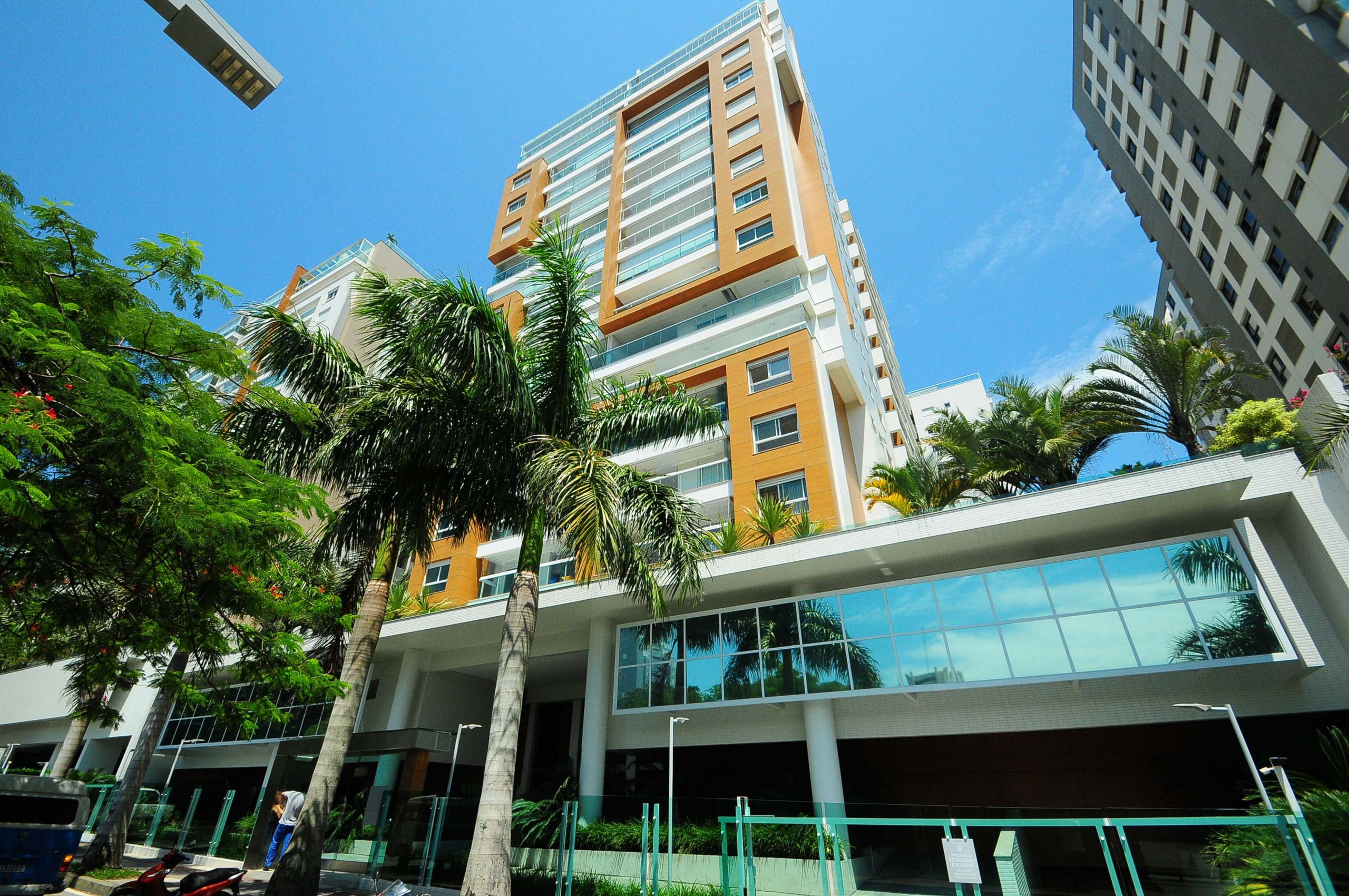 Apartamento no Jazz Club – WOA 3quartos com vista mar